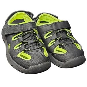 TODDLER SIZE 7 RUGGED OUTBACK SANDALS